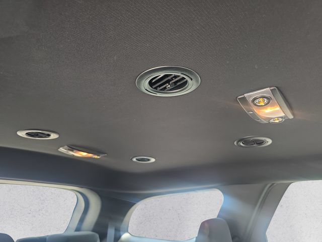 Used 2024 Dodge Durango SXT w/ 3rd Row Seating Group RWD image 21