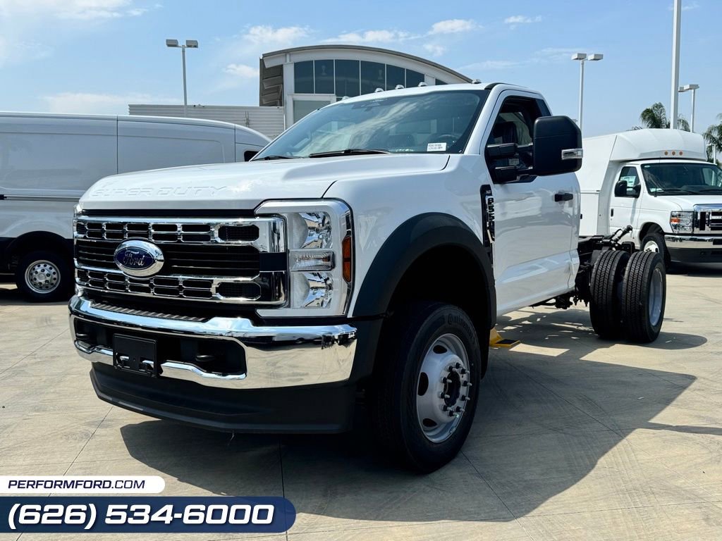 New 2024 Ford F550 4x4 Regular Cab Super Duty image 1