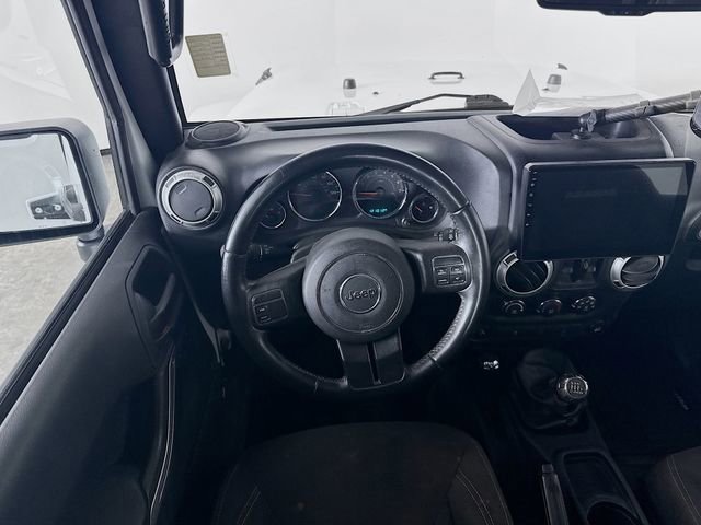 Used 2017 Jeep Wrangler Unlimited Sahara AWD/4WD image 22