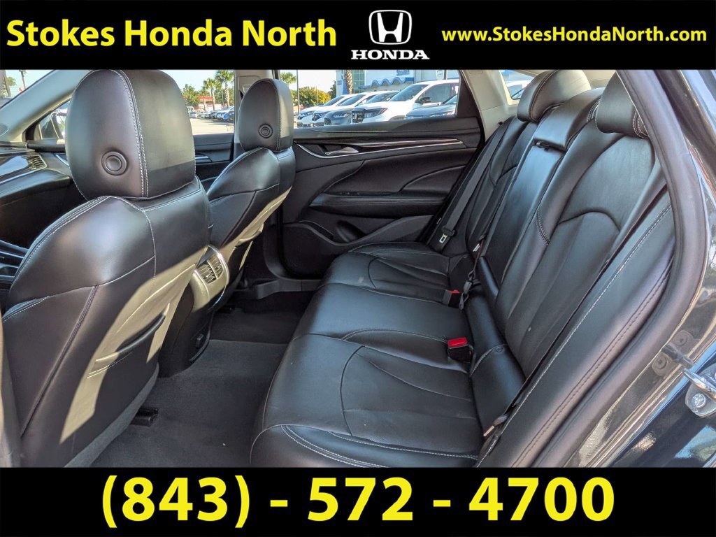 Used 2017 Buick LaCrosse Essence w/ Sun and Shade Package FWD image 13