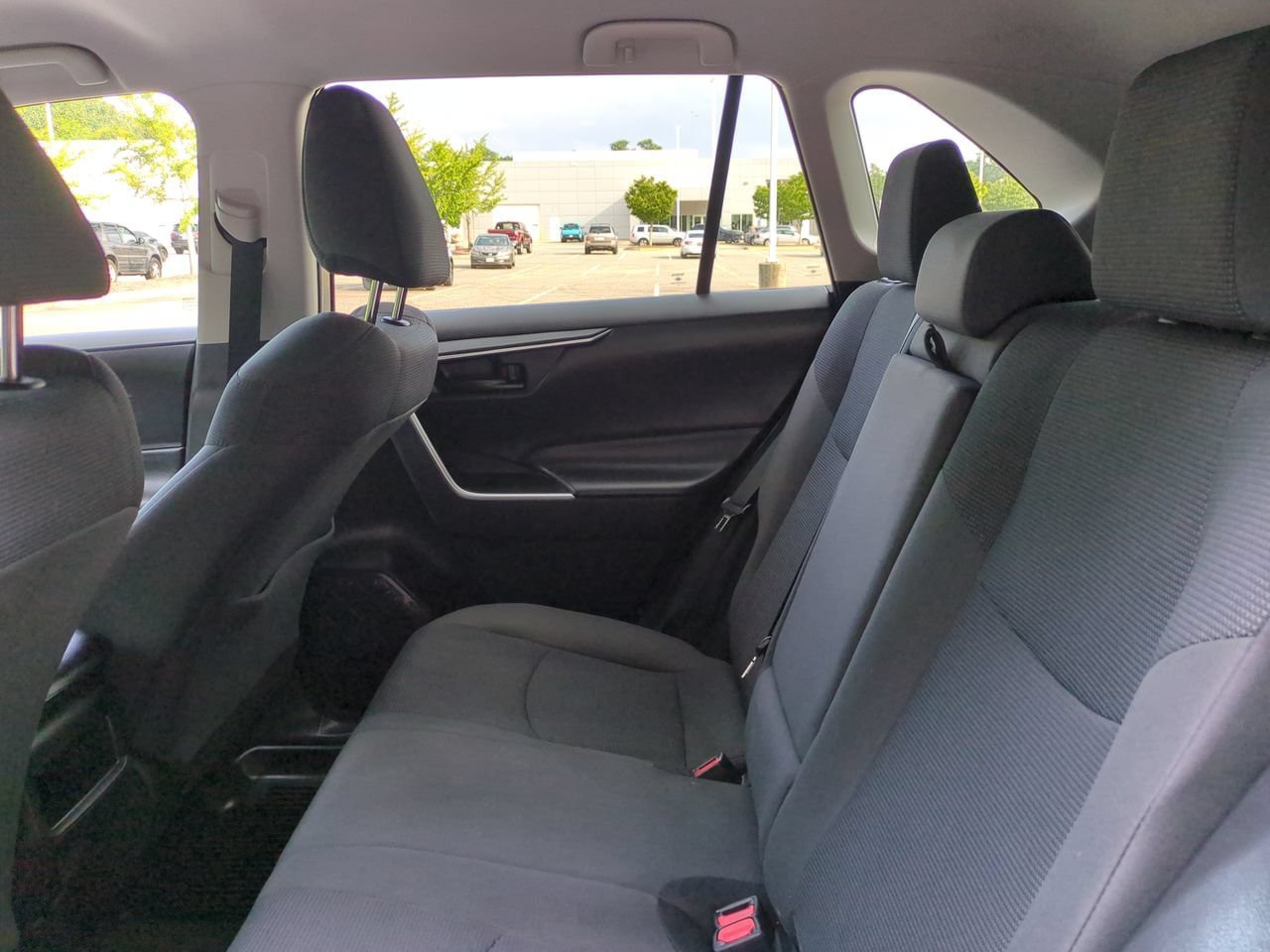 Used 2019 Toyota RAV4 LE w/ All Weather Liner Package AWD/4WD image 14