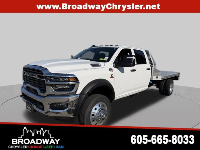 New 2026 RAM 5500 Tradesman w/ Chrome Appearance Group AWD/4WD image 3