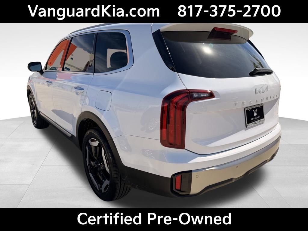 Certified 2025 Kia Telluride S image 2