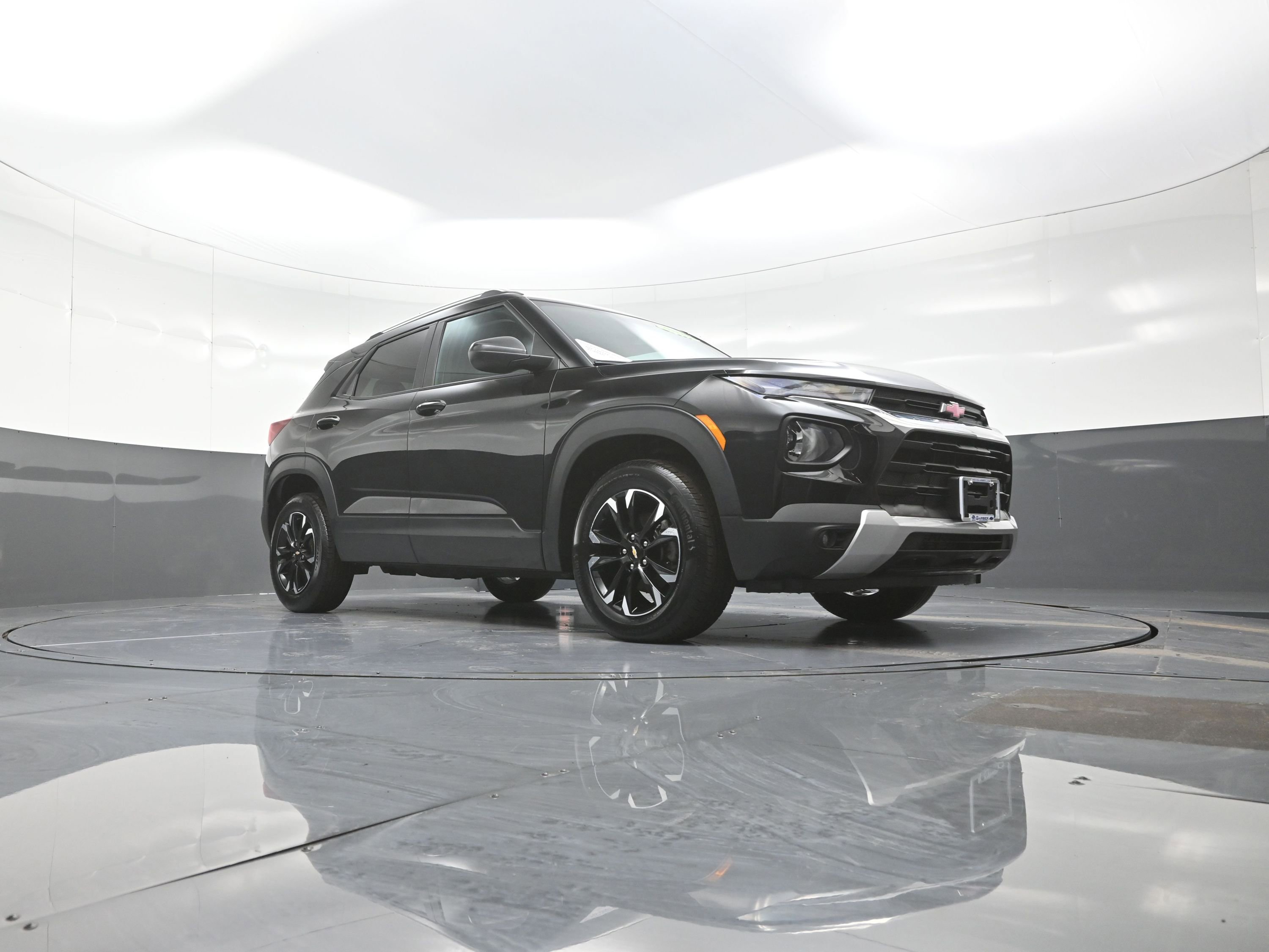 Used 2023 Chevrolet TrailBlazer LT w/ Convenience Package image 9