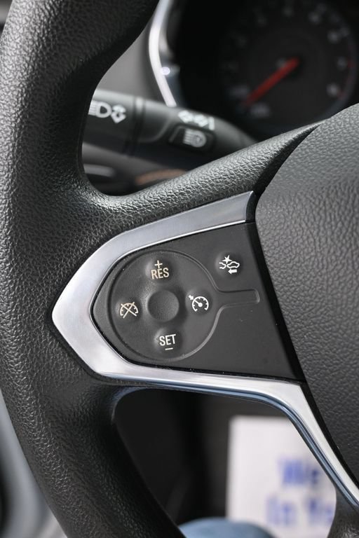 Used 2021 Chevrolet Traverse LS AWD/4WD image 18