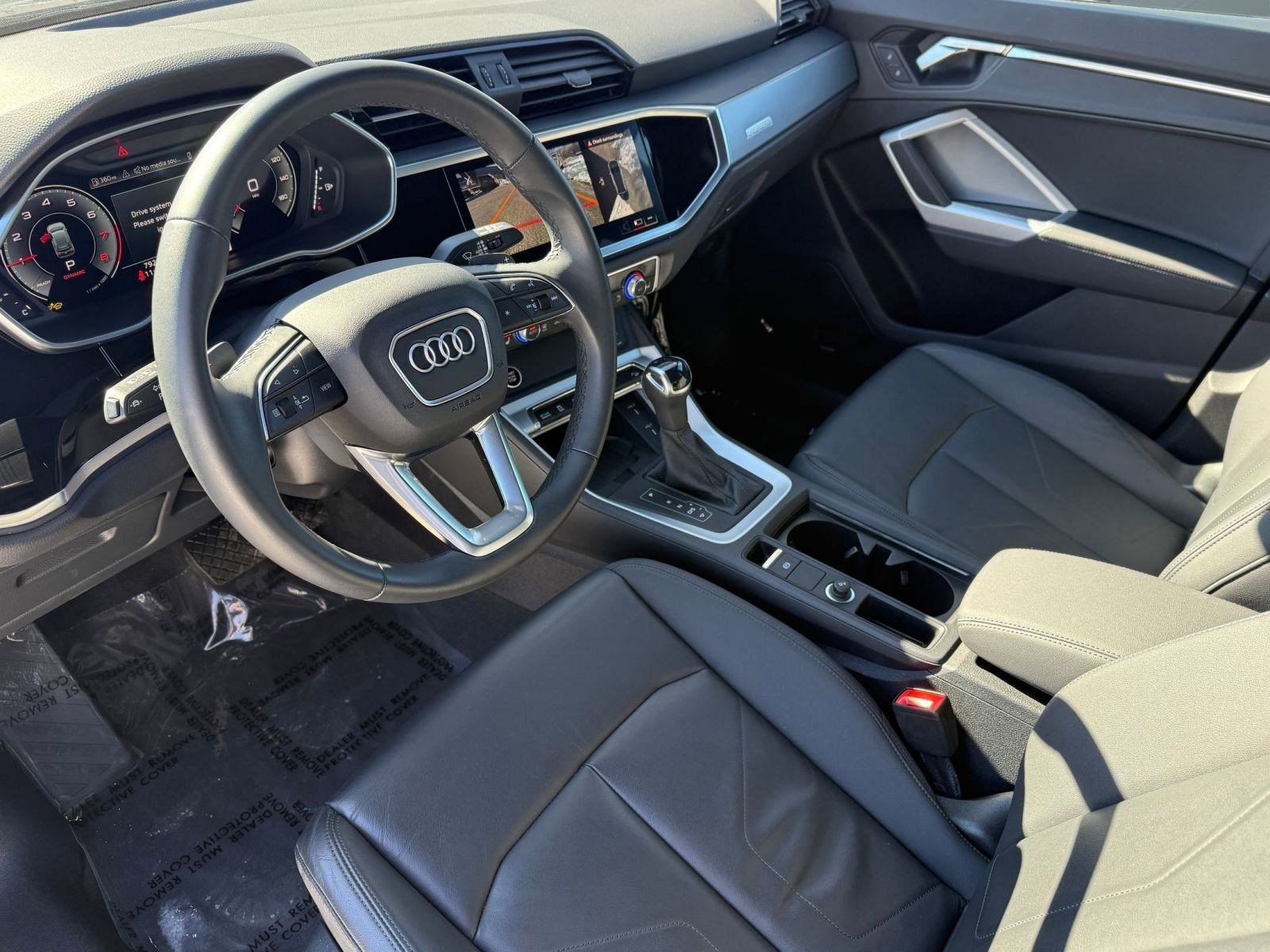 Certified 2025 Audi Q3 2.0T Premium Plus w/ Premium Plus Package image 4