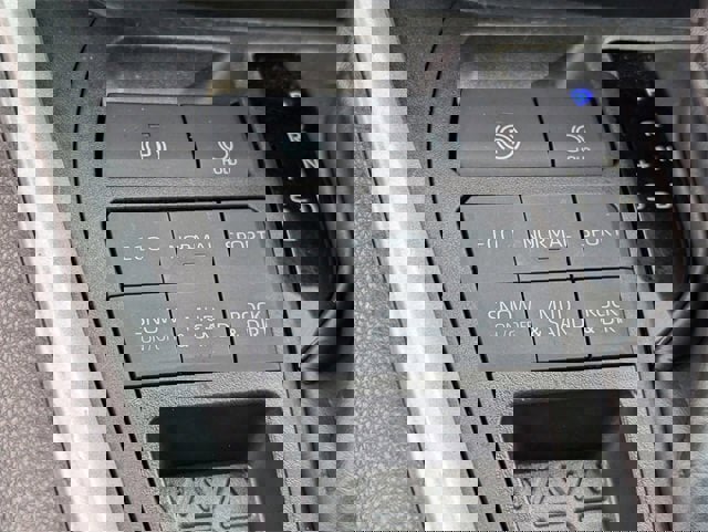 Used 2024 Toyota RAV4 XLE image 19