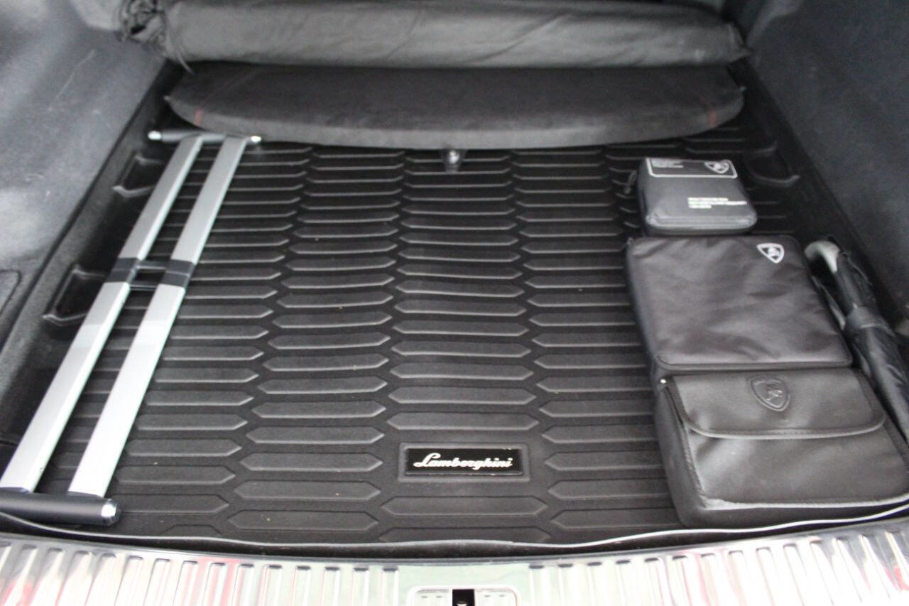 Used 2023 Lamborghini Urus S image 19