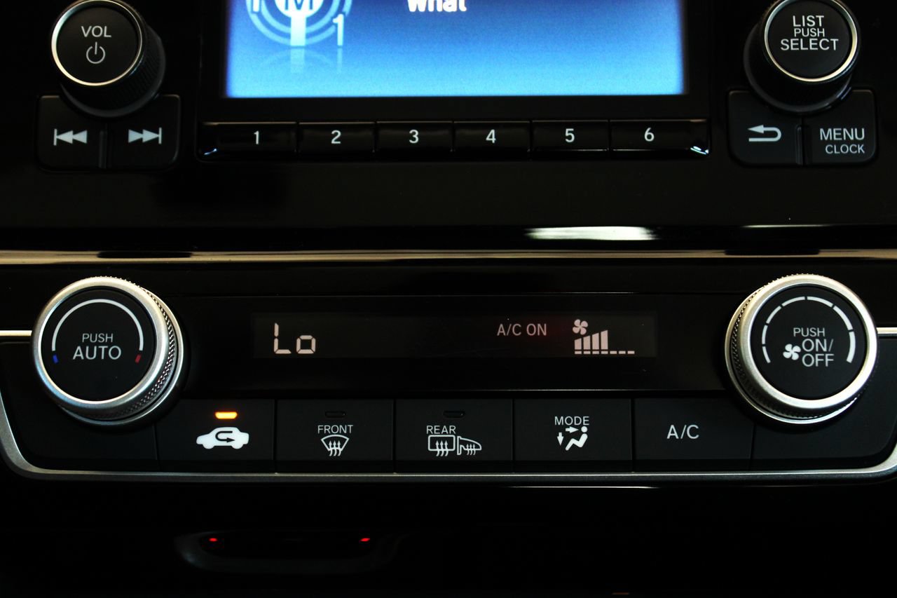 Used 2019 Honda Insight LX image 22