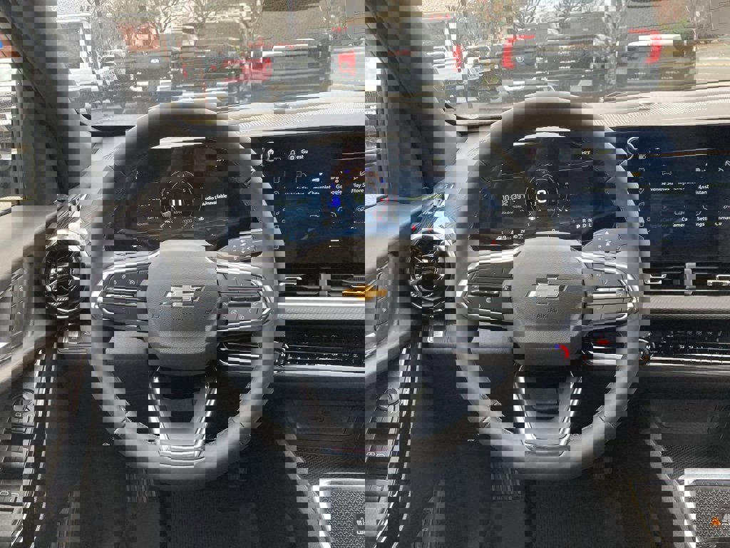 New 2026 Chevrolet Equinox LT w/ Convenience Package II image 12