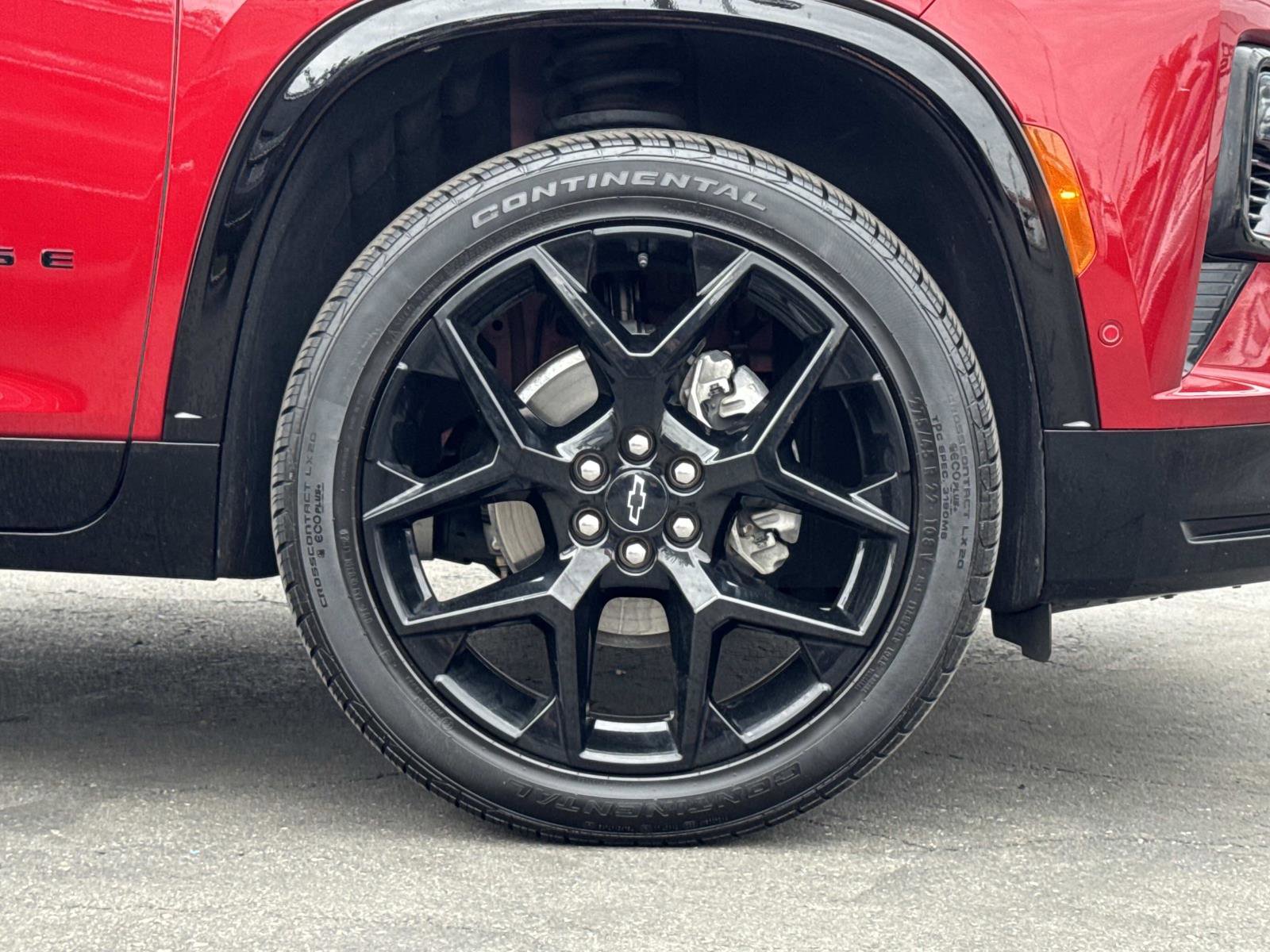 Used 2024 Chevrolet Traverse RS w/ LPO, Floor Liner Package image 34