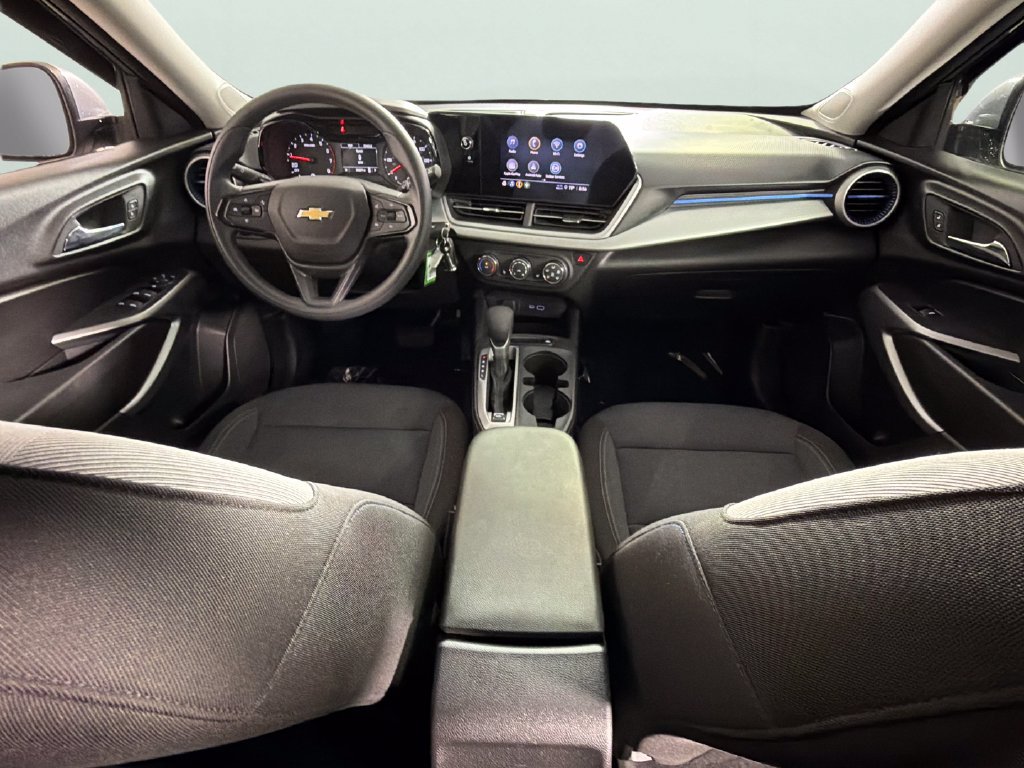 Certified 2024 Chevrolet Trax LS w/ LS Convenience Package FWD image 31