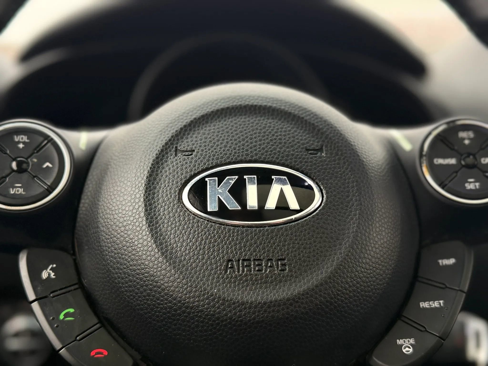 Used 2014 Kia Soul ! w/ Sun & Sound Package FWD image 32