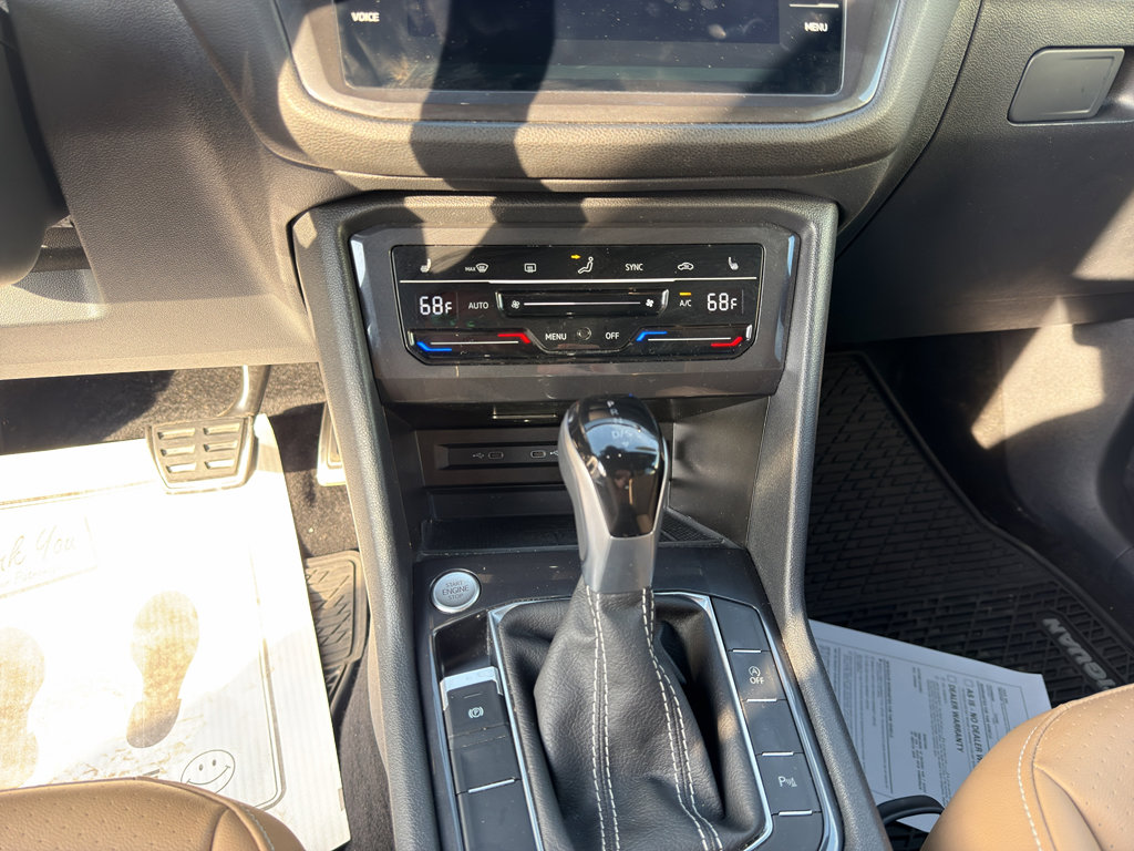 Used 2024 Volkswagen Tiguan SE R-Line image 11