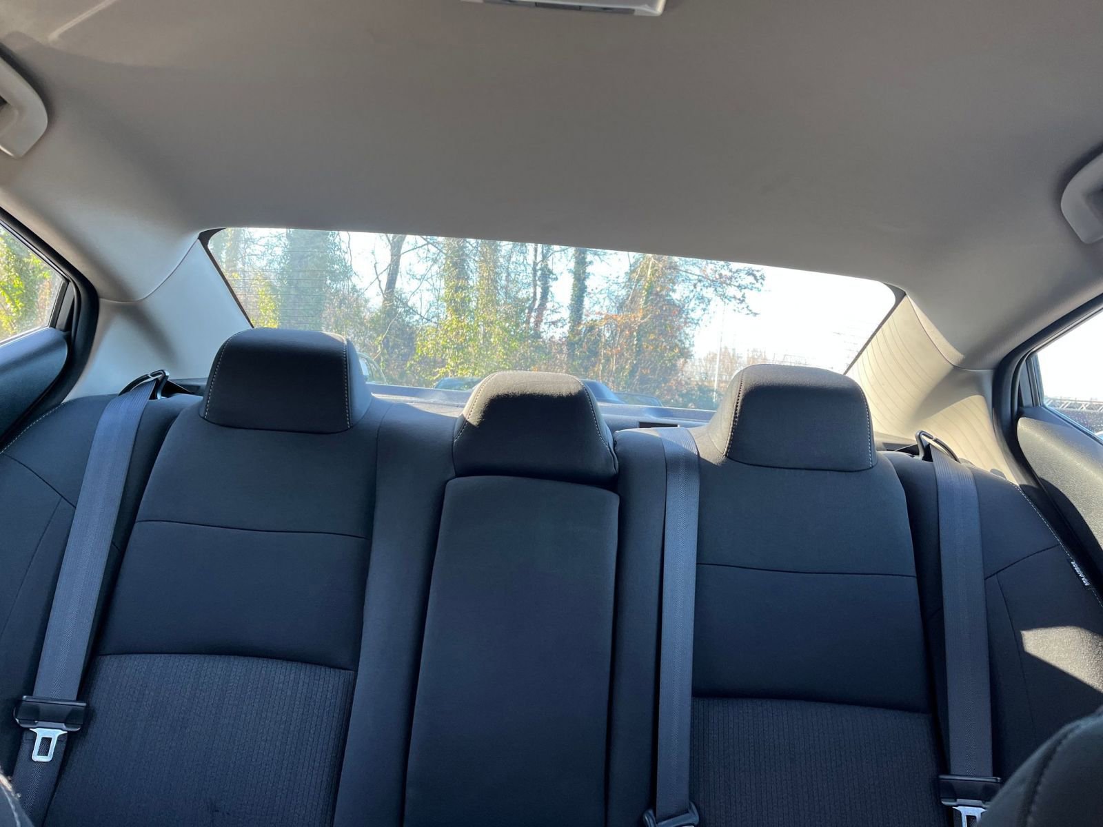 Used 2025 Nissan Altima 2.5 SV image 37