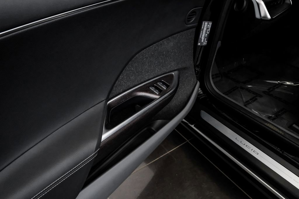 Used 2025 Lucid Air Touring image 55