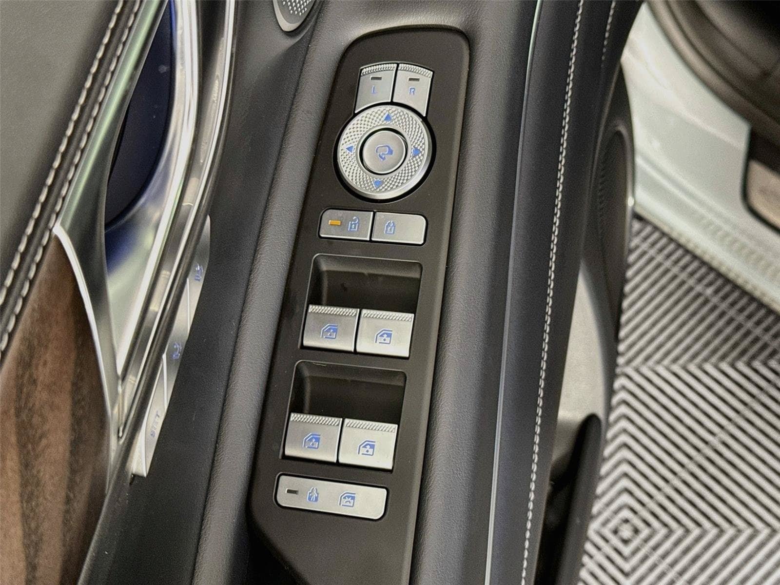 New 2027 Genesis GV80 2.5T Prestige AWD/4WD image 20