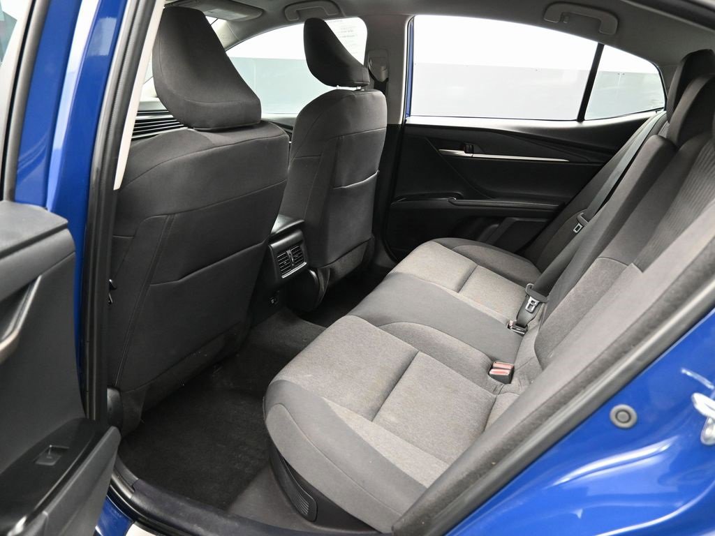 Used 2025 Toyota Camry LE w/ Convenience Package image 33