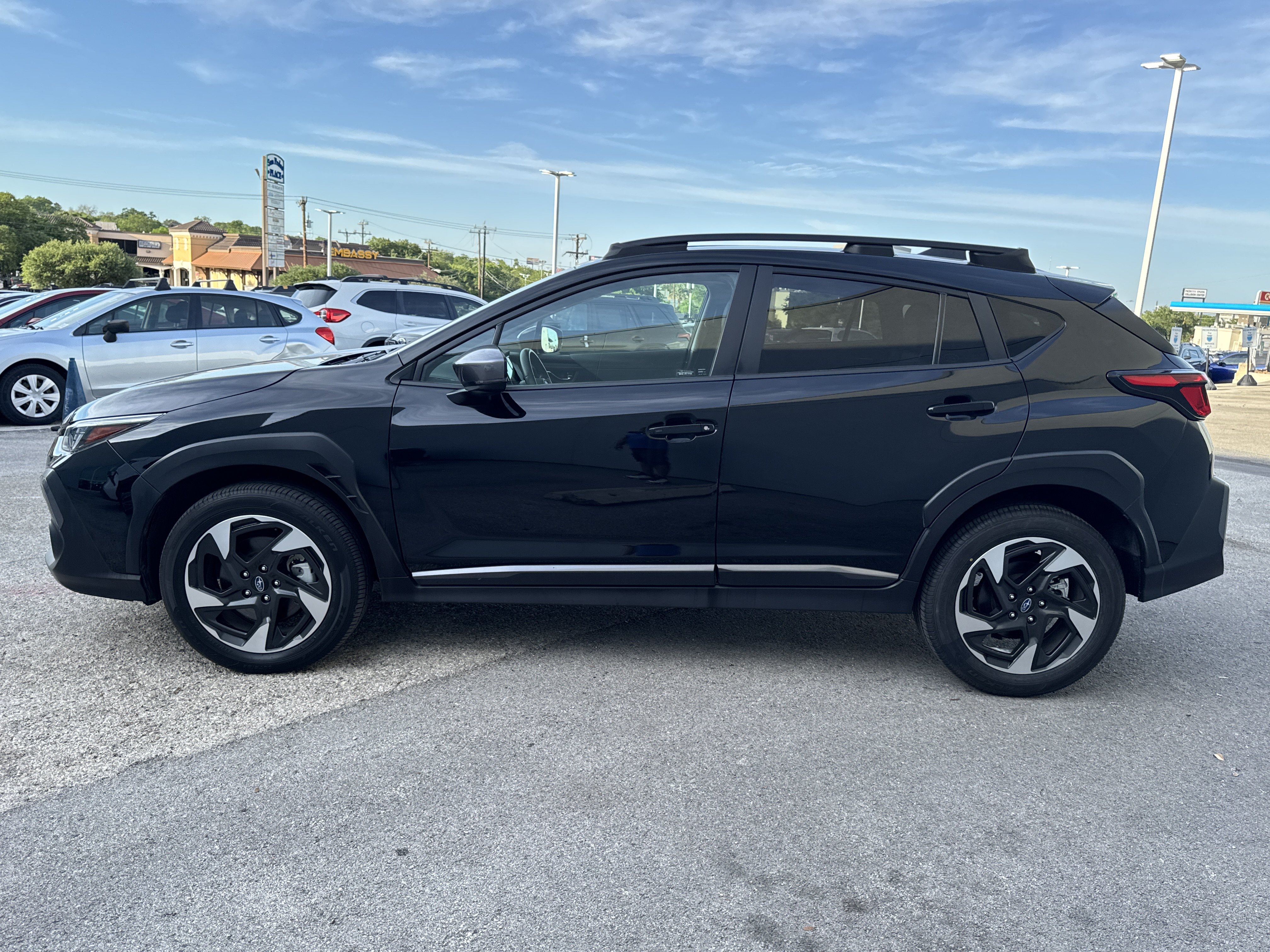 Certified 2024 Subaru Crosstrek 2.5i Limited w/ Crosstrek Mirror Package AWD/4WD image 8
