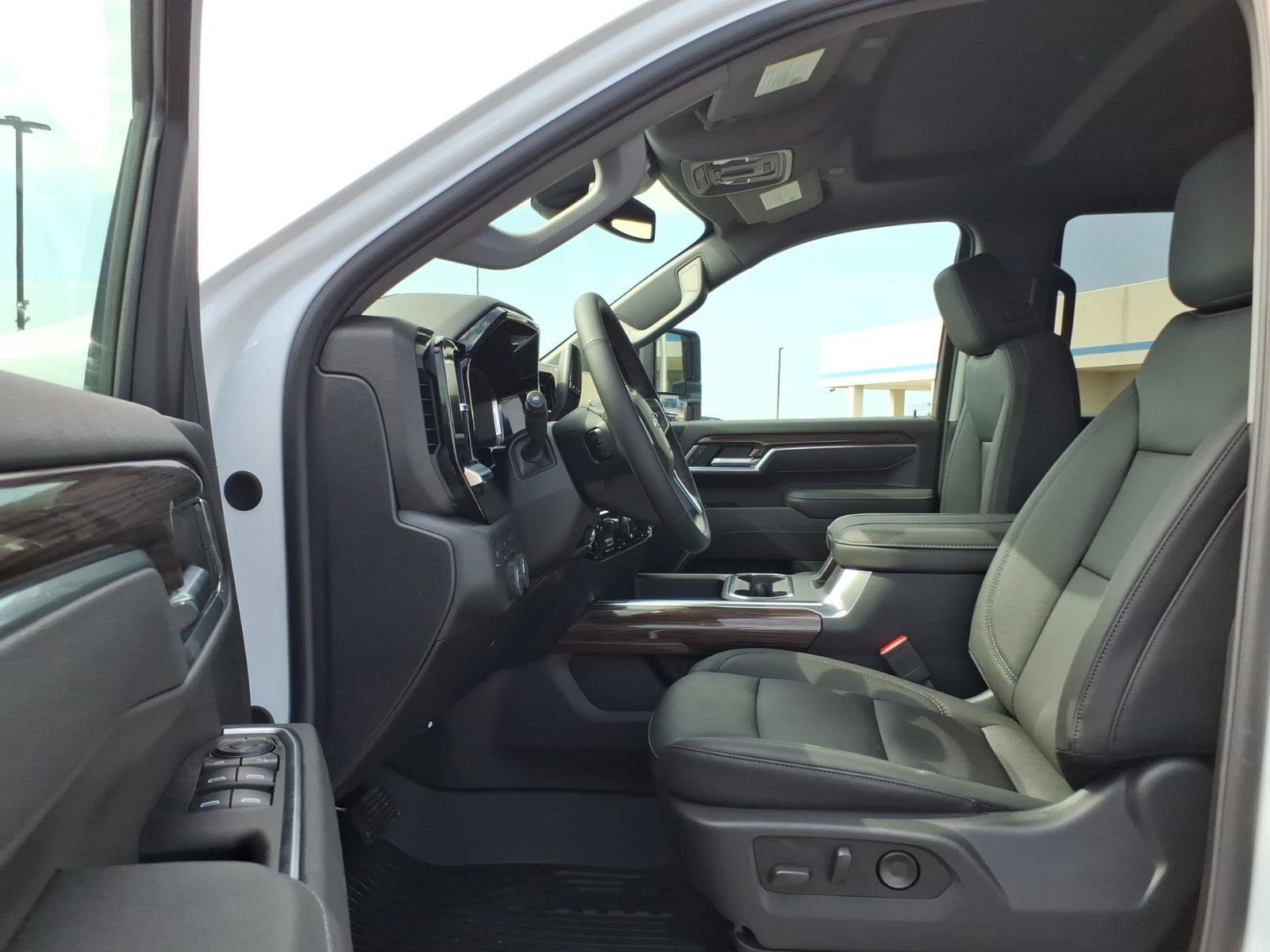 New 2026 Chevrolet Silverado 2500 LT w/ Trail Boss Package AWD/4WD image 15