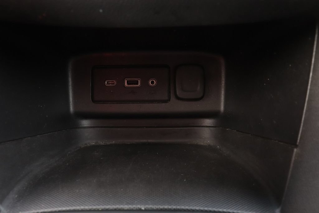 Used 2022 Chevrolet Equinox LT FWD image 22