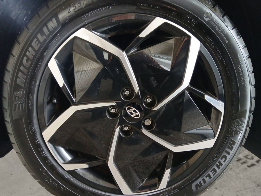 Certified 2024 Hyundai Ioniq 5 SEL image 14