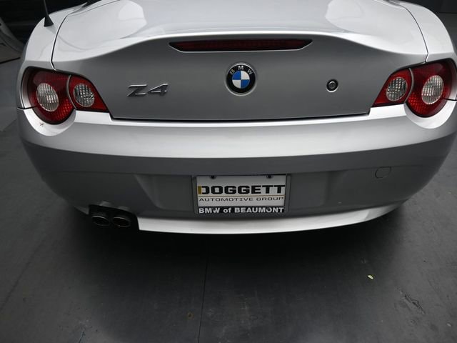 Used 2005 BMW Z4 2.5i image 14