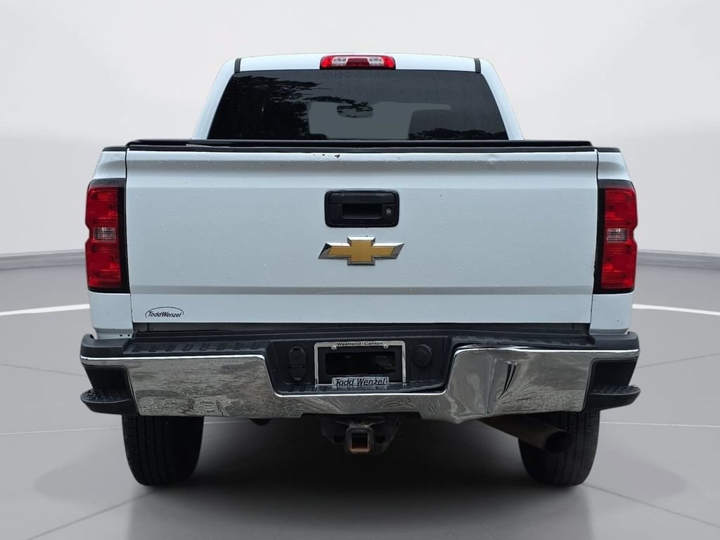 Used 2017 Chevrolet Silverado 2500 LT AWD/4WD image 5