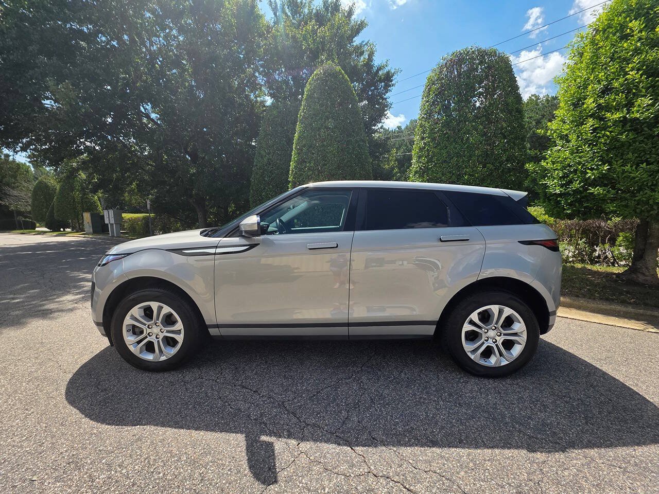 Used 2020 Land Rover Range Rover Evoque S AWD/4WD image 2