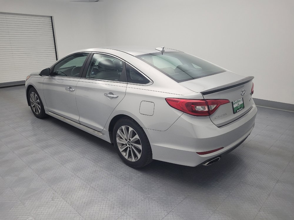 Used 2016 Hyundai Sonata Sport w/ Option Group 02 FWD image 3