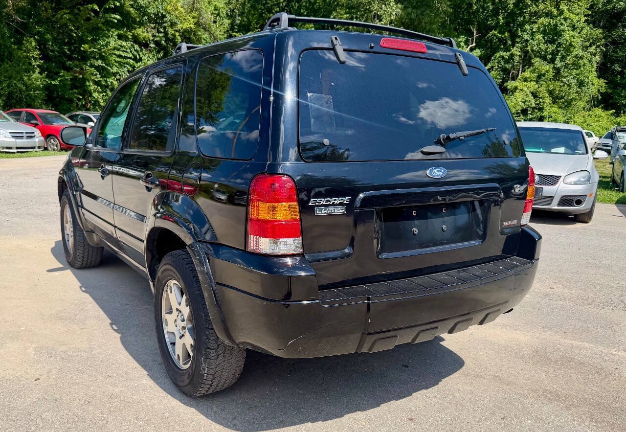 Used 2005 Ford Escape Limited FWD image 8