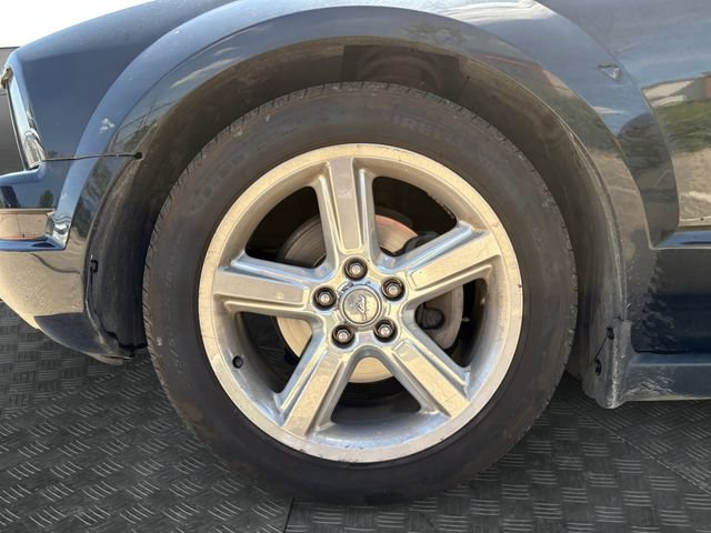 Used 2009 Ford Mustang Coupe RWD image 13