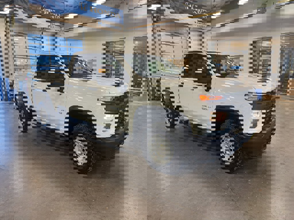 Used 2020 Chevrolet Silverado 2500 W/T w/ WT Convenience Package image 7