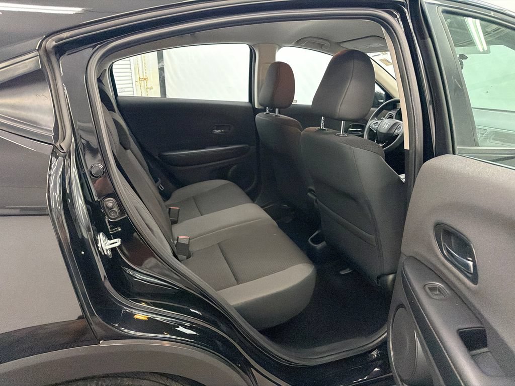 Used 2021 Honda HR-V LX image 15