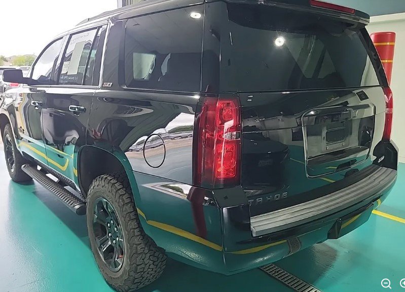 Used 2019 Chevrolet Tahoe LT w/ Texas Edition Package AWD/4WD image 3