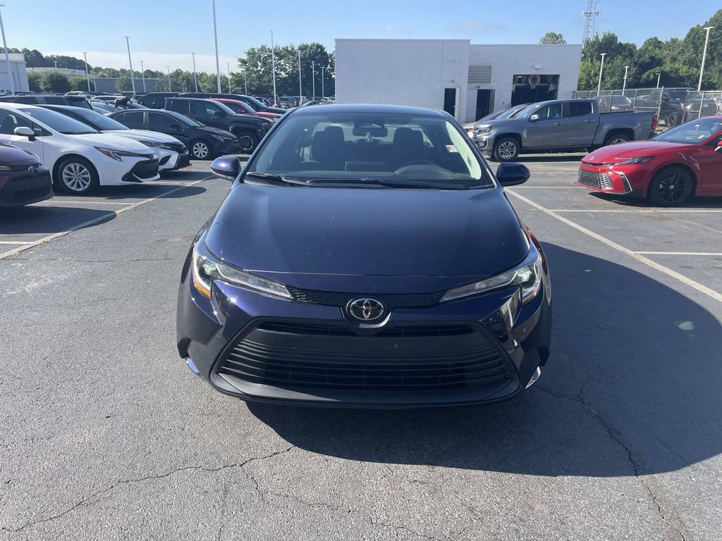 Used 2026 Toyota Corolla LE FWD image 3