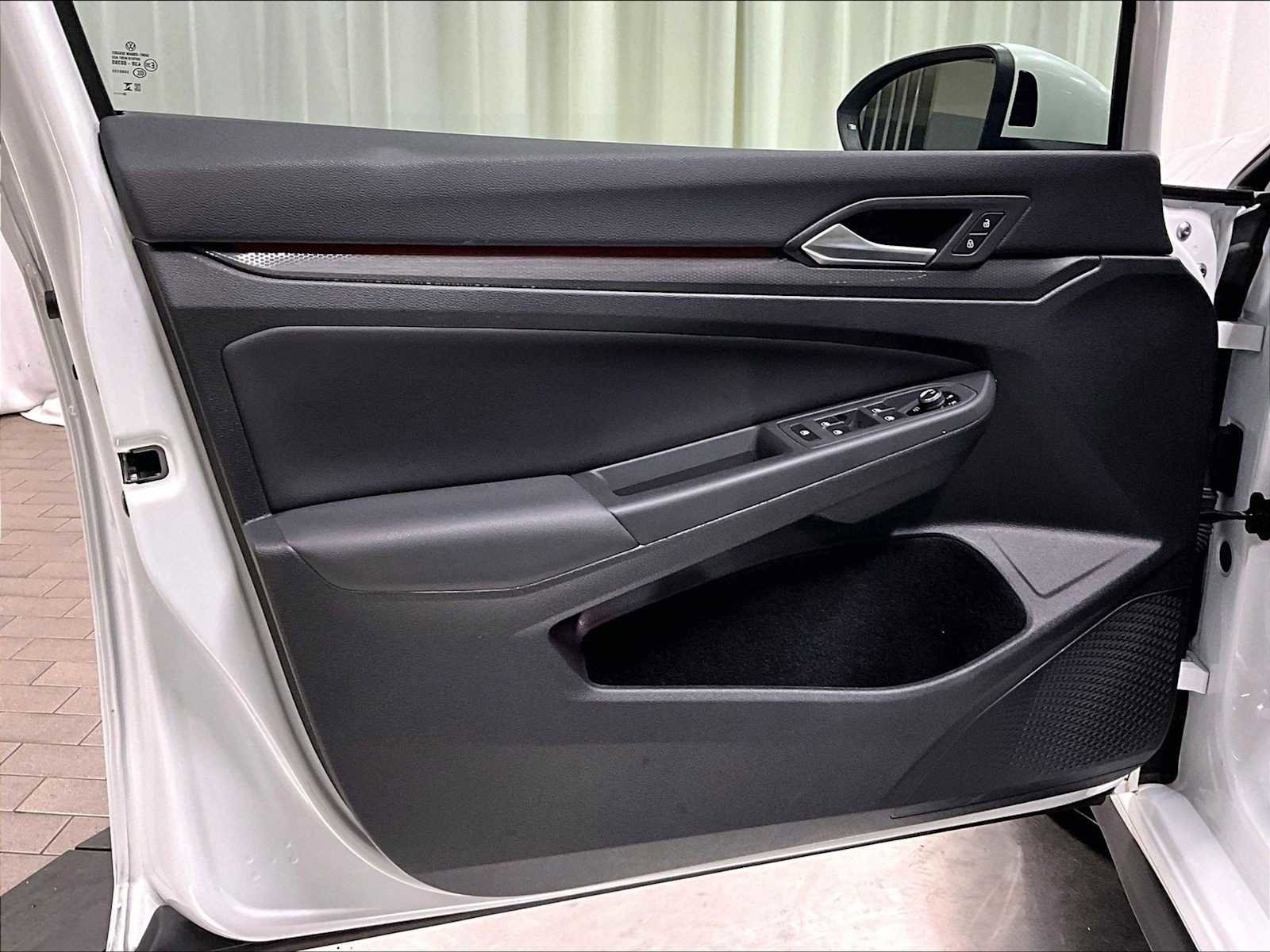 Used 2024 Volkswagen GTI Autobahn image 25