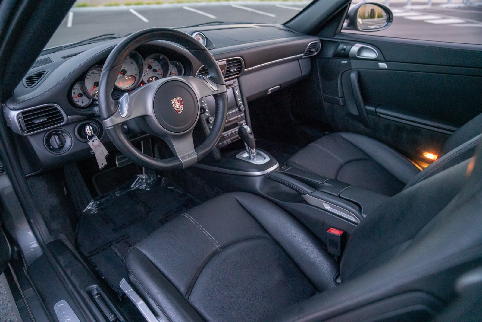 Used 2009 Porsche 911 Carrera 4S AWD/4WD image 4