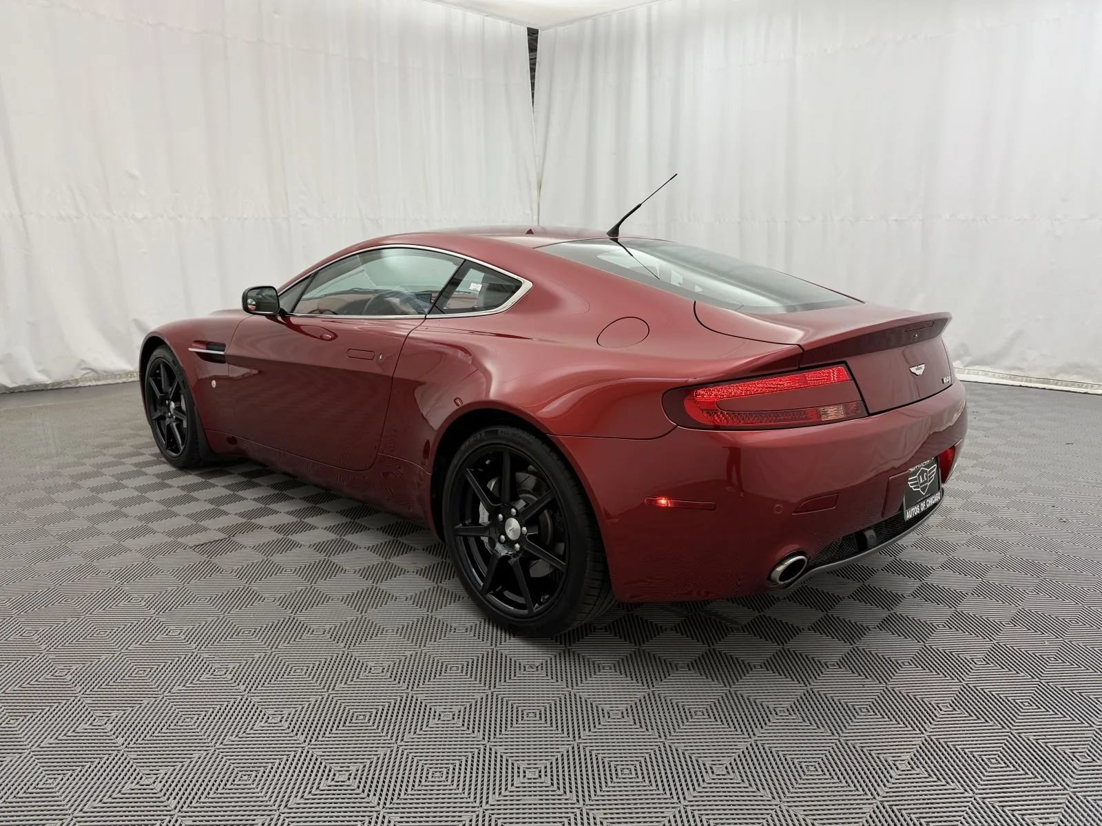 Used 2007 Aston Martin V8 Vantage Coupe RWD image 8