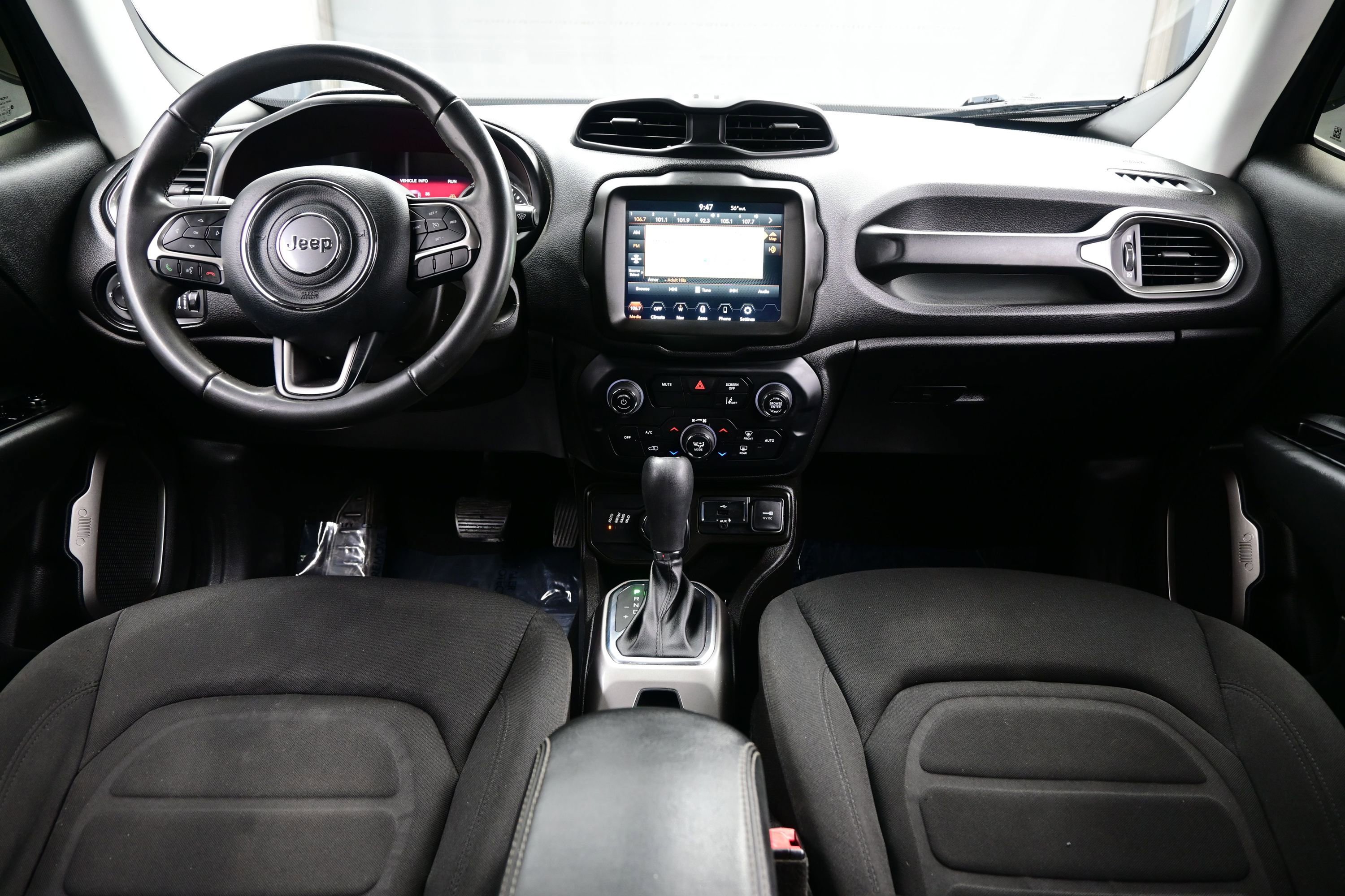 Used 2022 Jeep Renegade Latitude AWD/4WD image 15