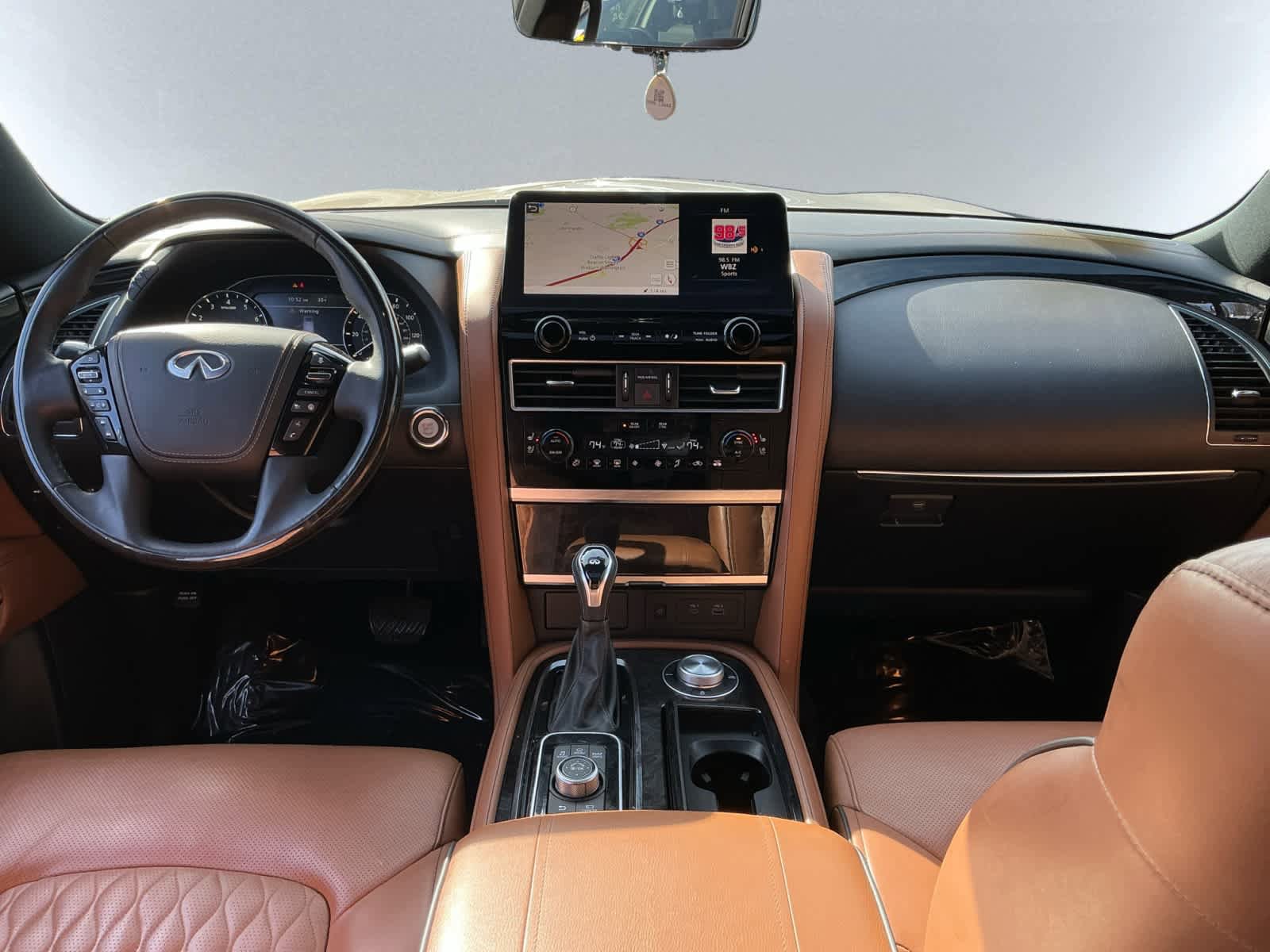 Used 2023 INFINITI QX80 Sensory w/ Cargo Package AWD/4WD image 6