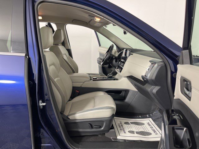Used 2022 Nissan Pathfinder SL AWD/4WD image 35