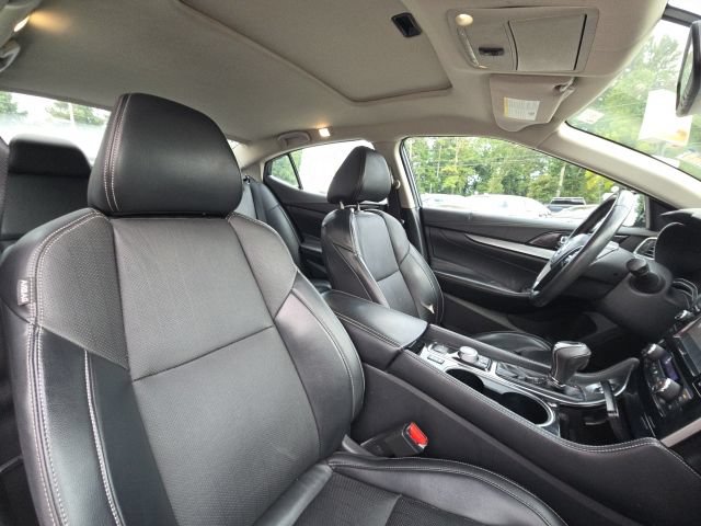 Used 2017 Nissan Maxima 3.5 SV FWD image 16