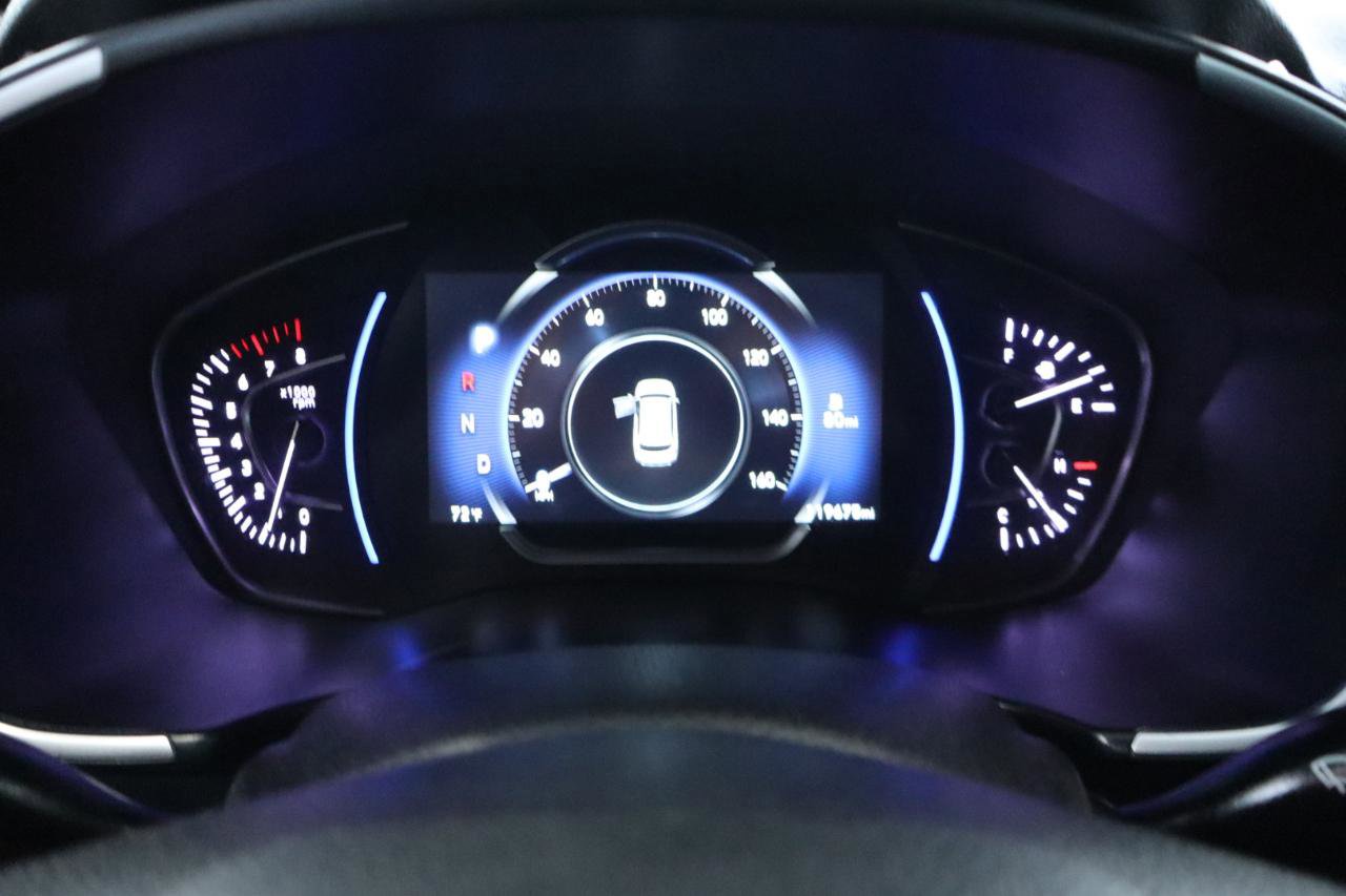 Used 2020 Hyundai Santa Fe SEL image 22