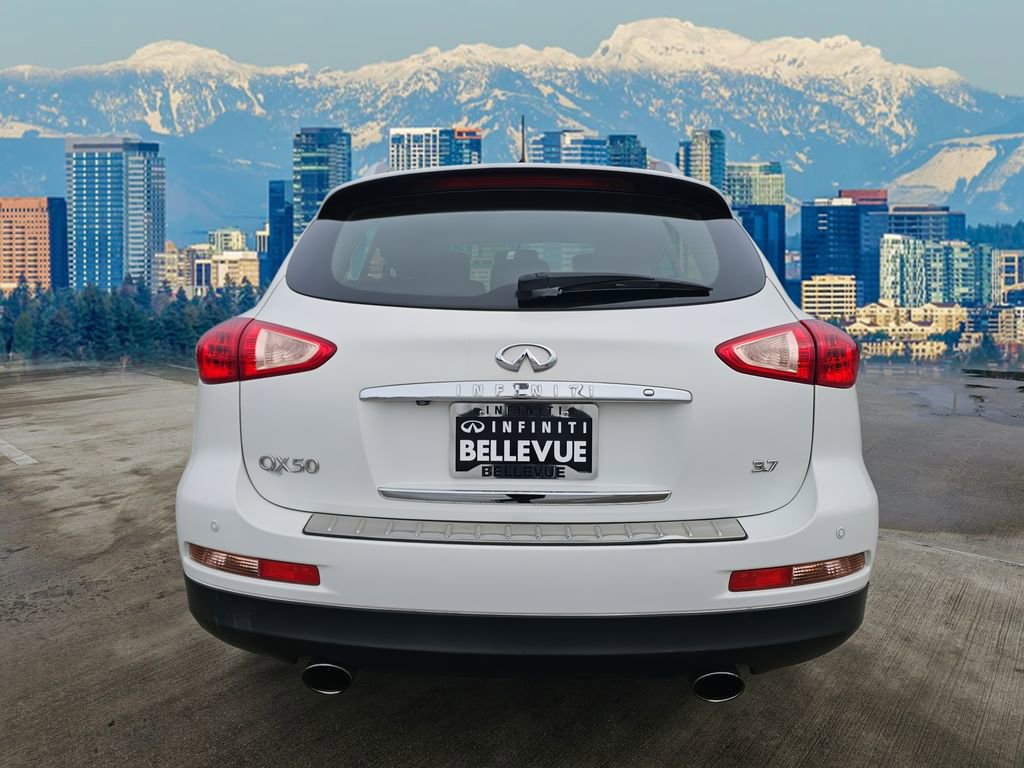 Used 2015 INFINITI QX50 Journey w/ Premium Package image 6