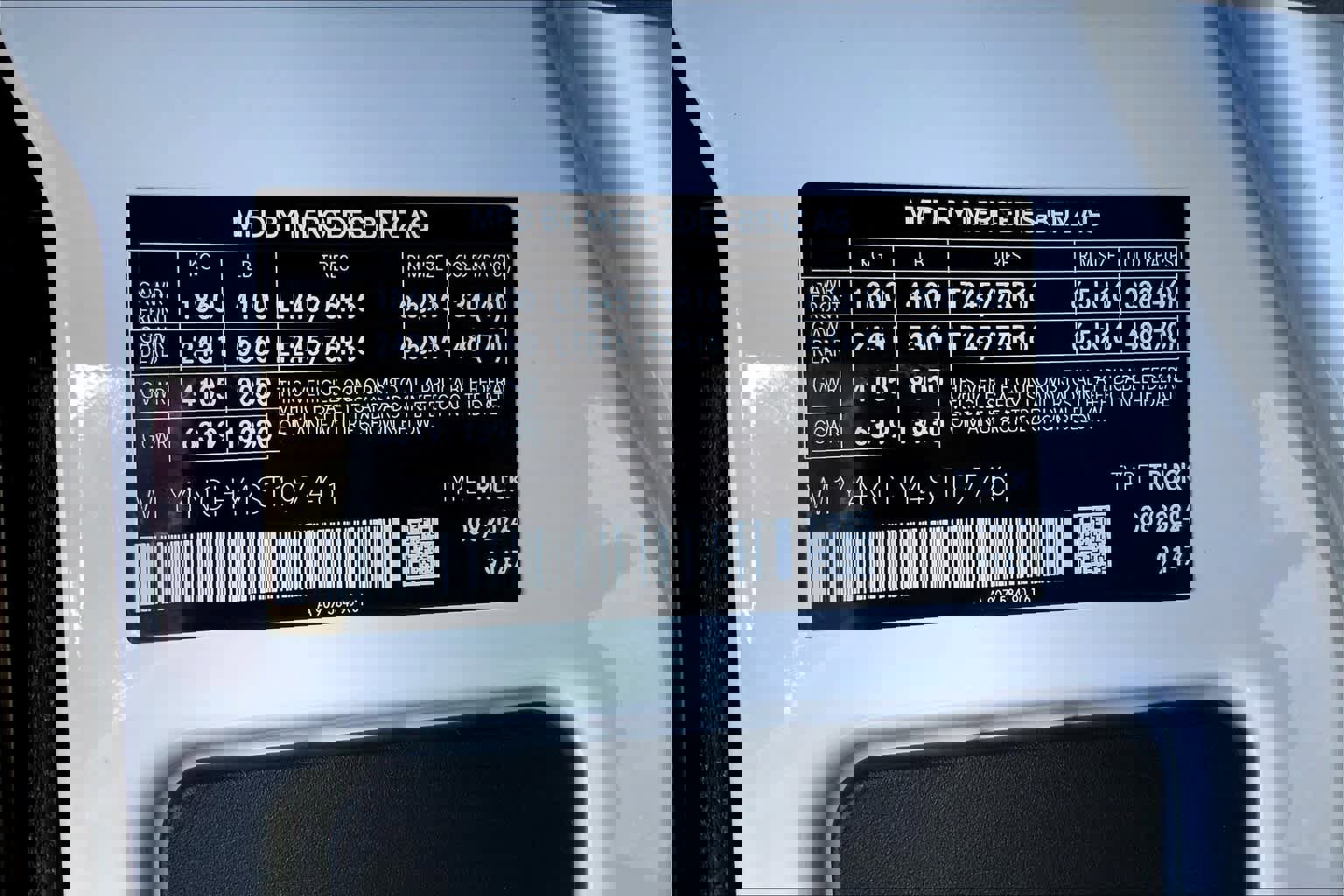 Certified 2025 Mercedes-Benz Sprinter 2500 image 26