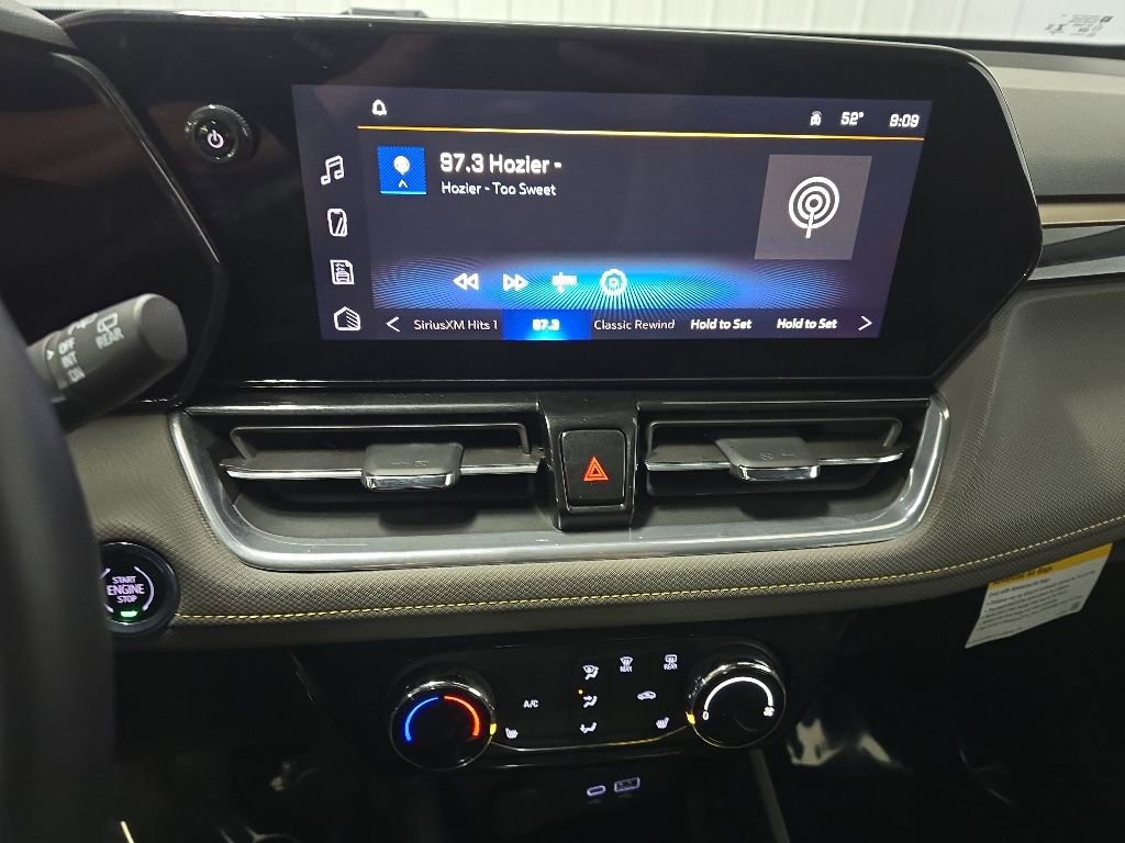 Used 2024 Chevrolet TrailBlazer ACTIV AWD/4WD image 24