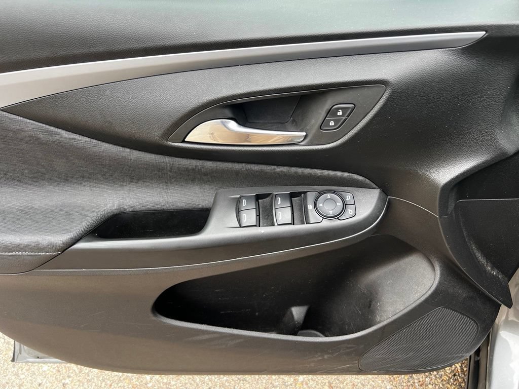 Used 2025 Buick Envista Preferred w/ Convenience I Package FWD image 14