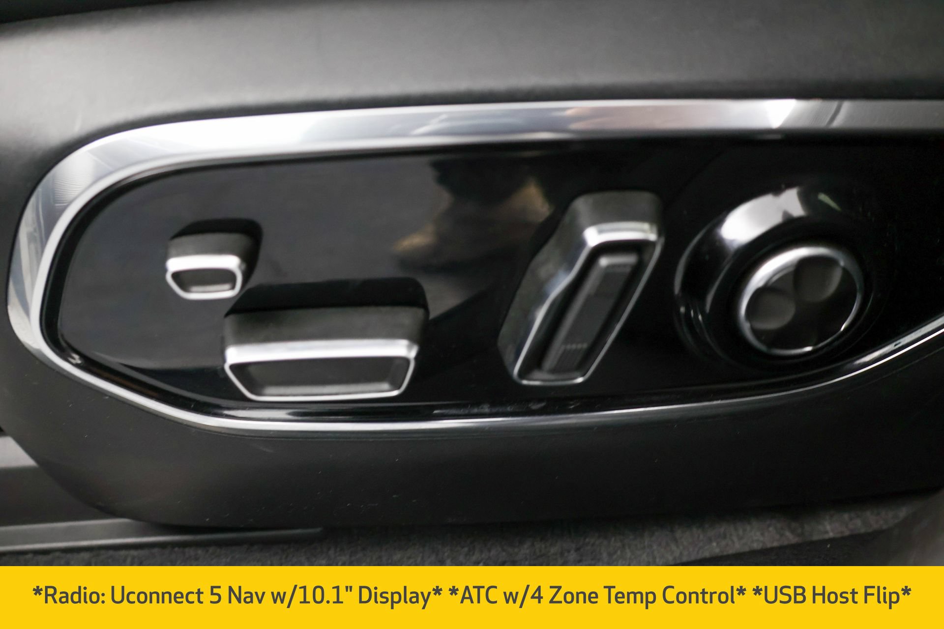 Used 2021 Jeep Grand Cherokee L Overland w/ Luxury Tech Group IV AWD/4WD image 8