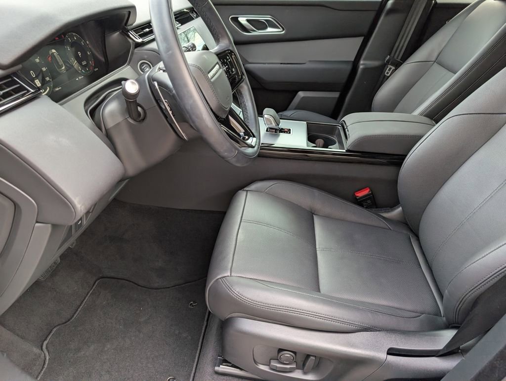 Certified 2025 Land Rover Range Rover Velar S image 26